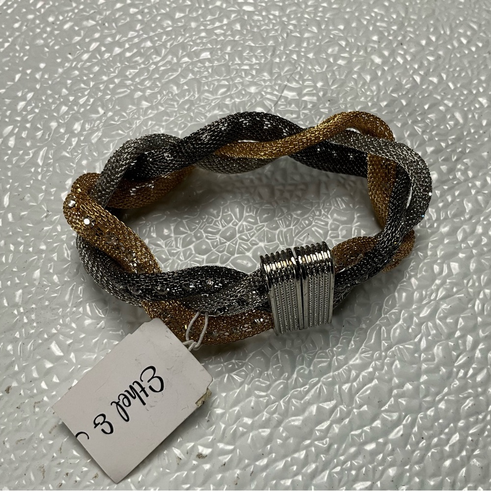 NWT Woven metal mesh wide bracelet with Rhinestones Magnetic closure‎ Silver